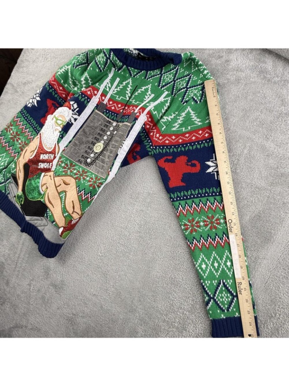 Christmas Sweater Mens Medium Green North Swole Santa Ugly Pullover Blizzard Bay - Picture 10 of 14